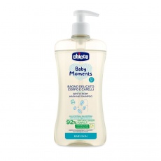 CHICCO Šampon jemný na vlasy a tělo s dávkovačem Baby Moments 92 % přírodních složek 500 ml