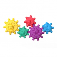 BABY EINSTEIN Hračka maxi přísavky 5 ks Gears of Discovery ™ 6m + BABY EINSTEIN Hračka maxi přísavky 5 ks Gears of Discovery ™ 6m +