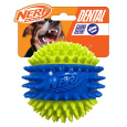 NERF DOG Hračka pro psy pískací míček s hroty ve třech částech 9,5 cm