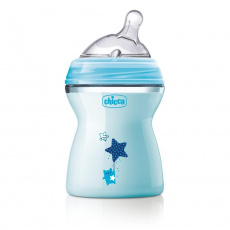 CHICCO Láhev kojenecká Natural Feeling 250 ml chlapec 2m+ CHICCO Láhev kojenecká Natural Feeling 250 ml chlapec 2m+