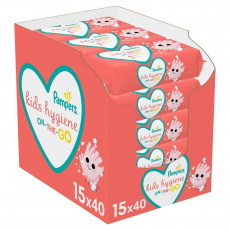 PAMPERS Dětské čisticí ubrousky na cesty 15 balení = 600 ks PAMPERS Dětské čisticí ubrousky na cesty 15 balení = 600 ks